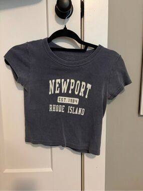 Brandy Melville Light Wash Blue Newport Rhode Island Crop Baby Tee
